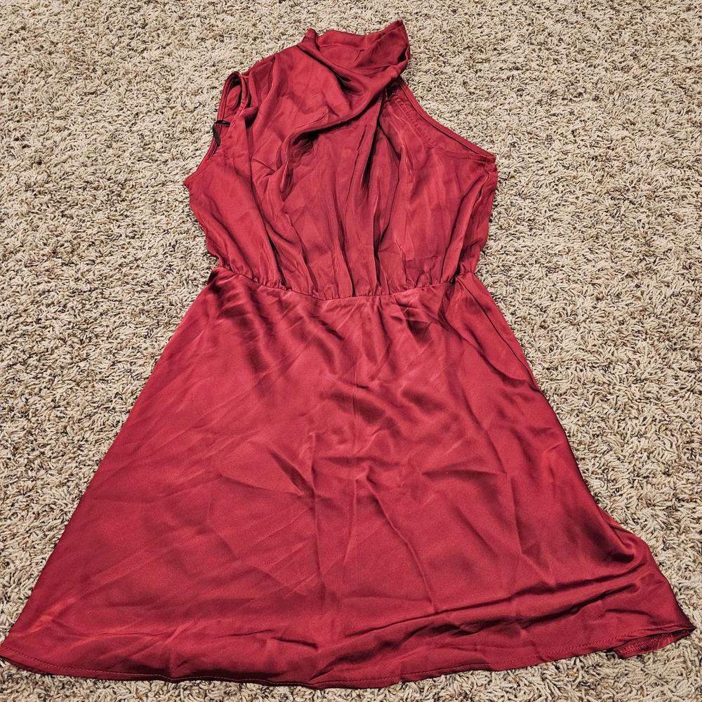Petal + Pup Burgundy Satin Mock Neck Sleeveless Mini‎ Dress Size M Wine Red